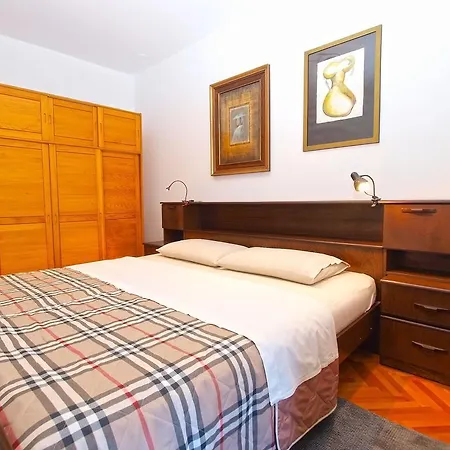 Apartment Kamenjak 1286 * Пула